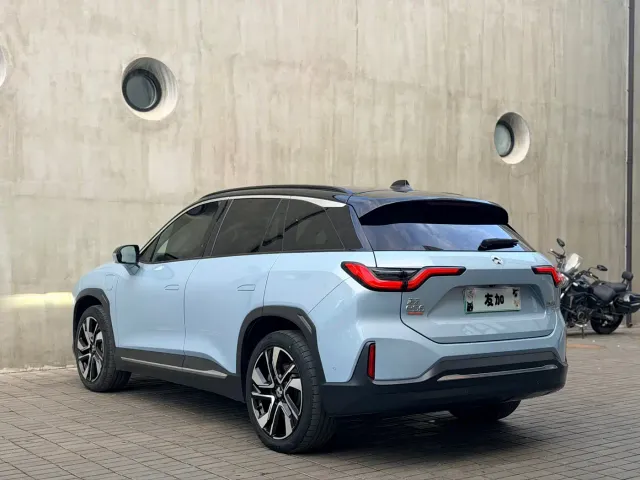 Nio ES6 — Фото автомобиля 7