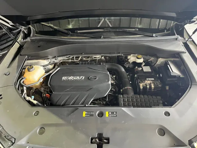 GAC Trumpchi GS8 — Фото автомобиля 13