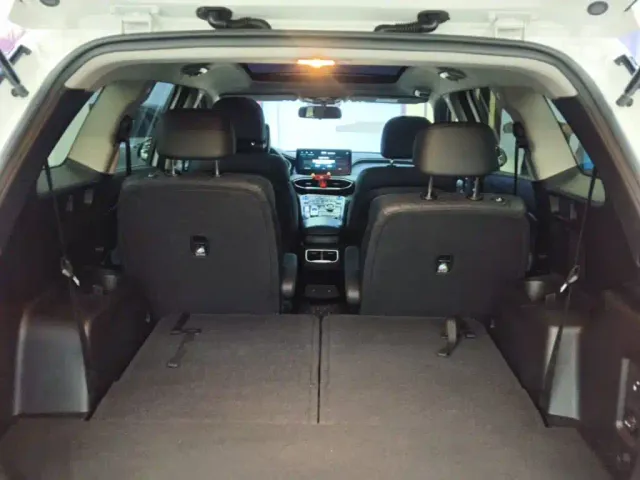 Hyundai Santa Fe — Фото автомобиля 18