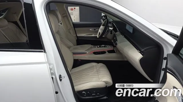 Genesis GV70 — Фото автомобиля 11