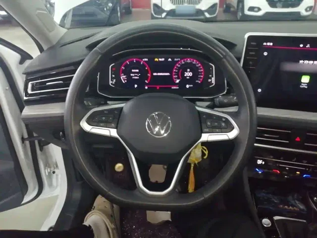 Volkswagen Sagitar — Фото автомобиля 10