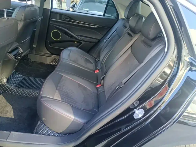 Ford Mondeo — Фото автомобиля 16