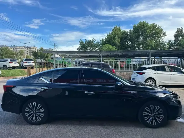 Nissan Teana — Фото автомобиля 5