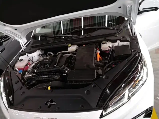 BYD Seal 06 DM-i Touring — Фото автомобиля 19