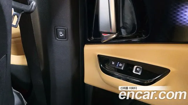 Kia Canival Carnival 4 поколение Дизель 9 мест Signature — Фото автомобиля 16