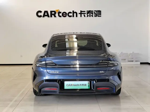 Xiaomi SU7 — Фото автомобиля 8