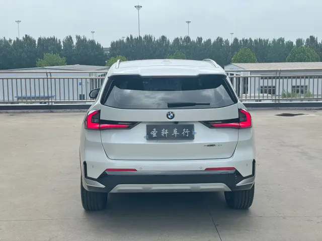 BMW X1 — Фото автомобиля 4