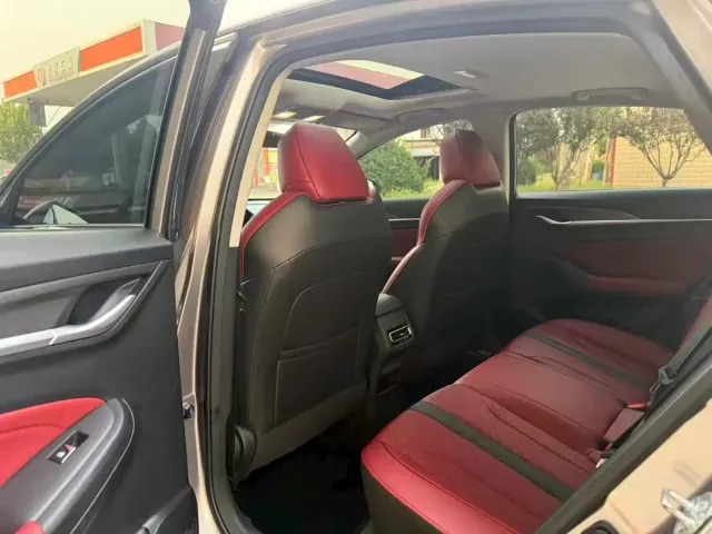Changan Eado — Фото автомобиля 9