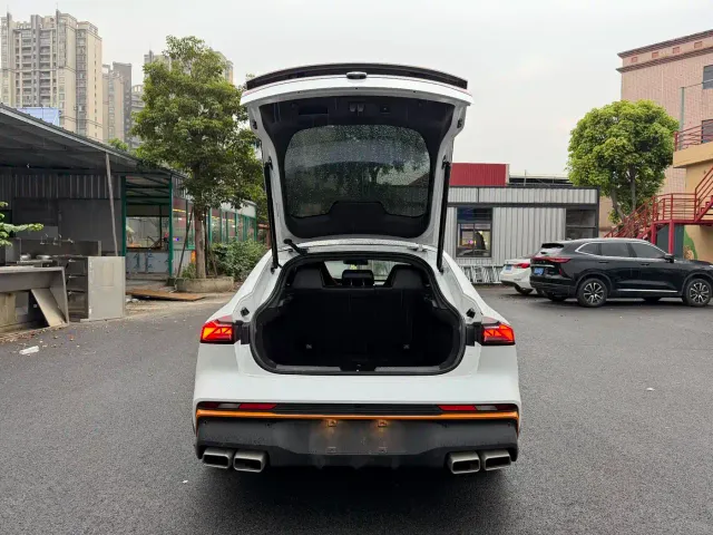 Changan UNI-V — Фото автомобиля 17