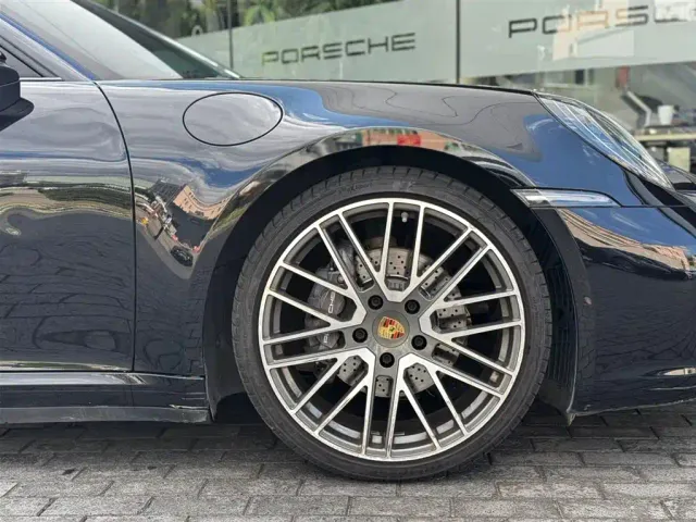 Porsche 911 — Фото автомобиля 8