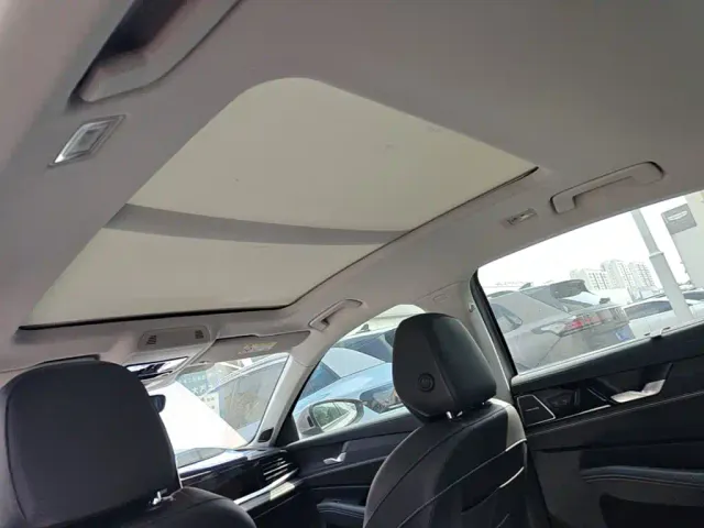 Volkswagen Passat — Фото автомобиля 17