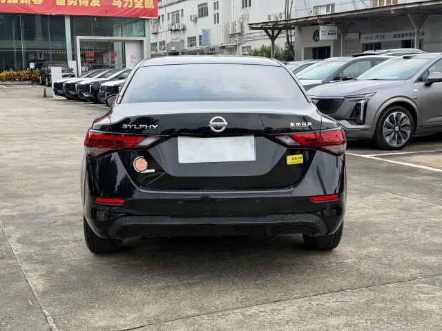 Nissan Sylphy — Фото автомобиля 23
