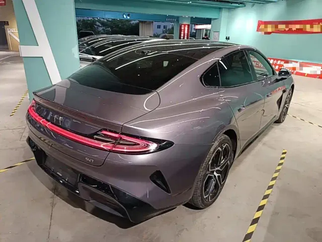 Xiaomi SU7 — Фото автомобиля 6