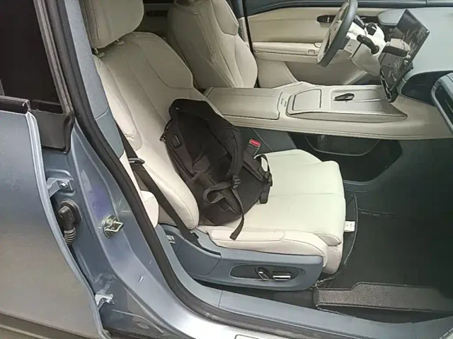 GAC Hyptec HT — Фото автомобиля 24