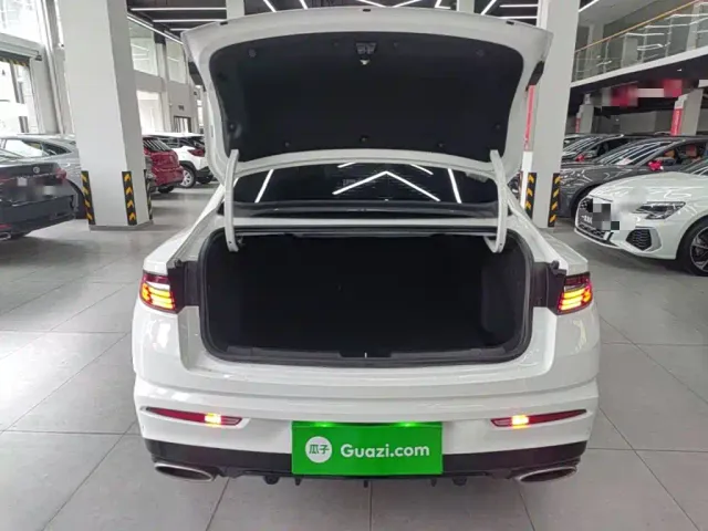 Geely Xingrui — Фото автомобиля 18