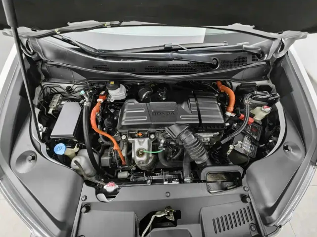 Honda Elysion — Фото автомобиля 6