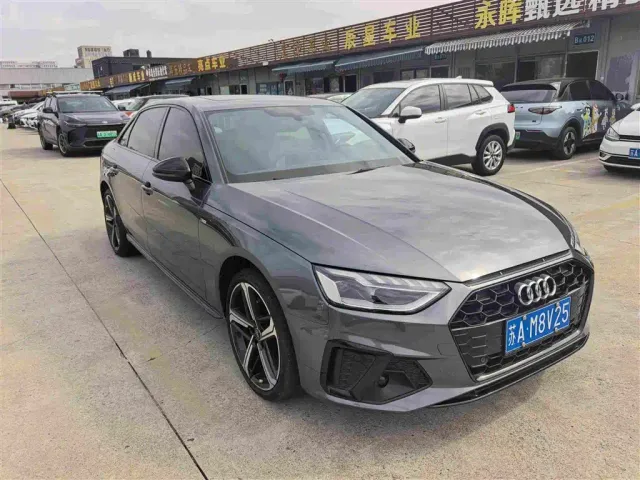 Audi A4L — Фото автомобиля 4