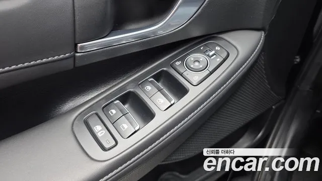 Hyundai Sonata — Фото автомобиля 30