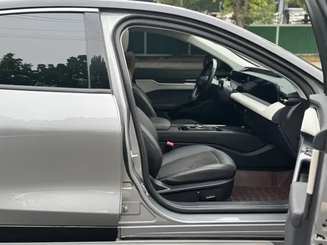 Ford Mondeo — Фото автомобиля 12