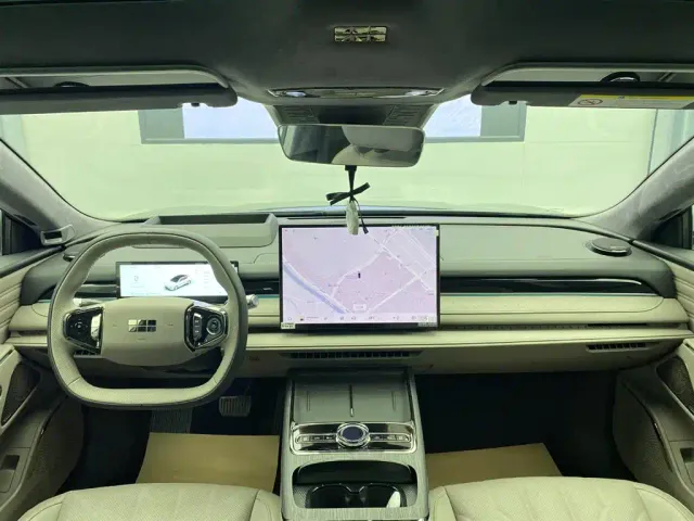 Geely Galaxy Xingyao 8 — Фото автомобиля 12