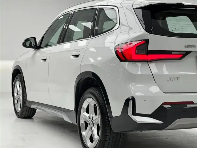 BMW X1 — Фото автомобиля 8
