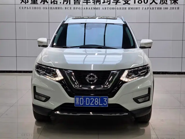 Nissan X-Trail — Фото автомобиля 2