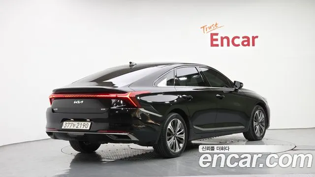 Kia K8 — Фото автомобиля 2