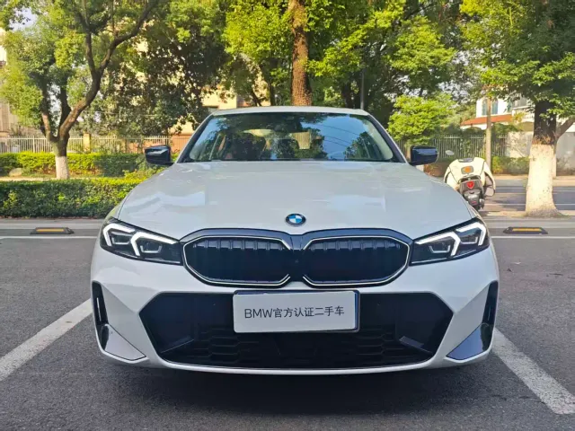 BMW 3 Series — Фото автомобиля 7