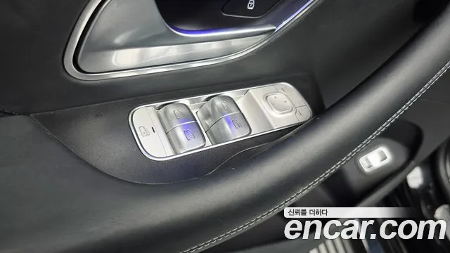Mercedes-Benz GLS-Class — Фото автомобиля 15