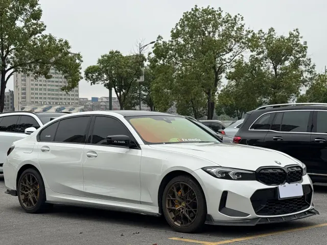 BMW BMW 3 Series 2024 325Li M Sport Shadowline Package — Фото автомобиля 3