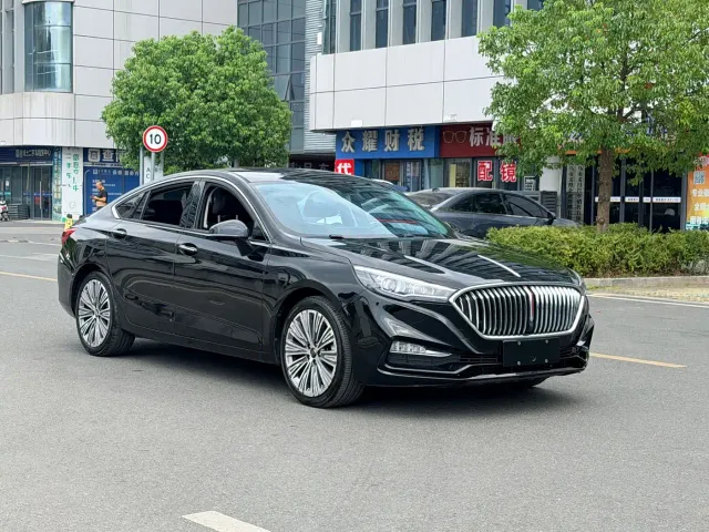 Hongqi H5 — Фото автомобиля 3