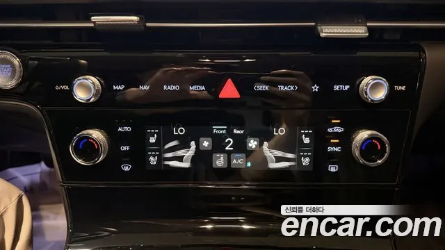 Genesis G80 RG3 — Фото автомобиля 11