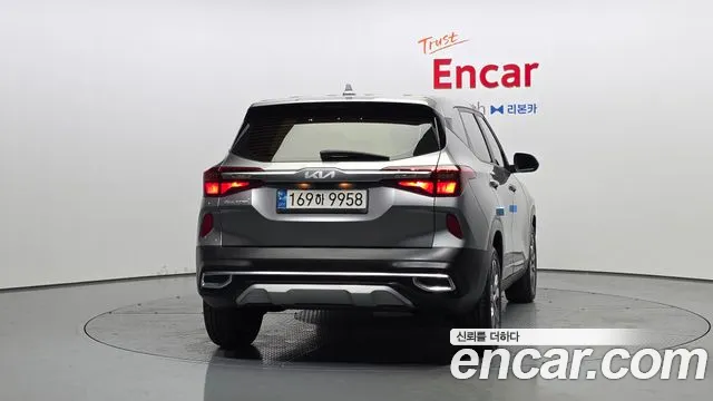 Kia Seltos — Фото автомобиля 4