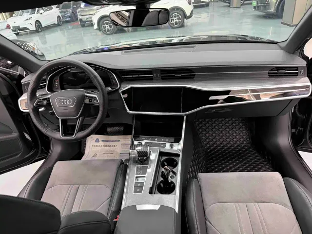 Audi A6L — Фото автомобиля 7