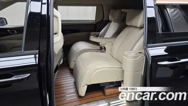 Kia Canival Новый Carnival 4 поколение Бензин 9 мест Hi-Limousine — Фото автомобиля 12