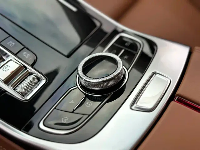 Hongqi H9 — Фото автомобиля 9
