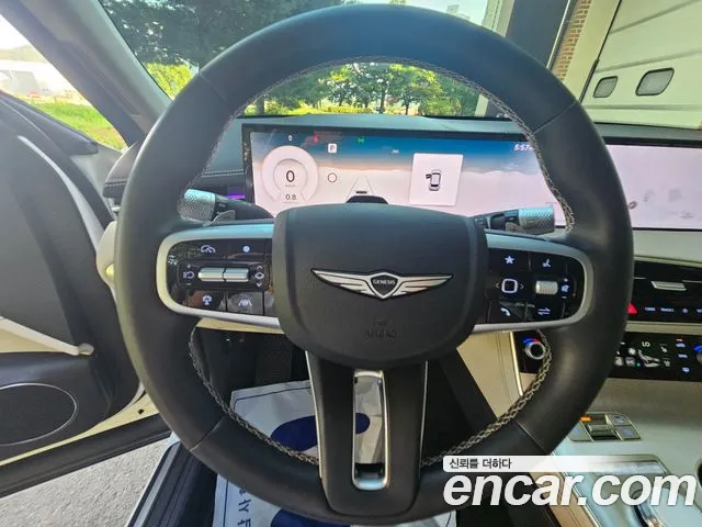 Genesis GV70 2.5T Бензин AWD — Фото автомобиля 16