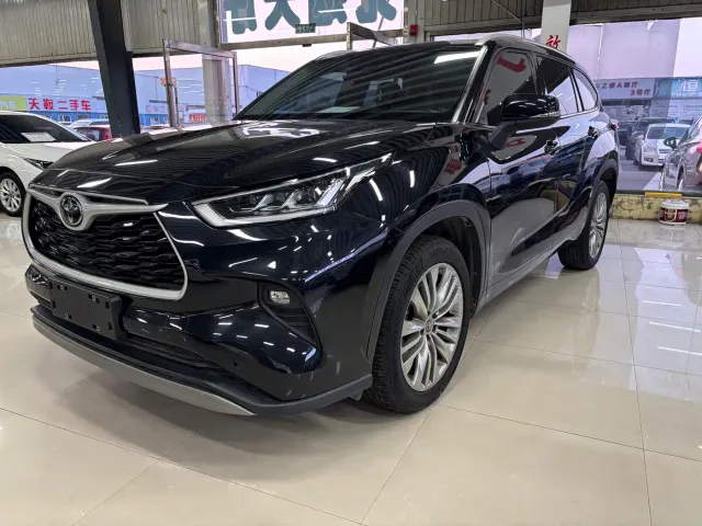 Toyota Highlander — Фото автомобиля 14