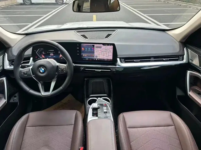 BMW X1 — Фото автомобиля 7