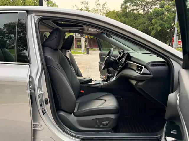 Toyota Camry — Фото автомобиля 12