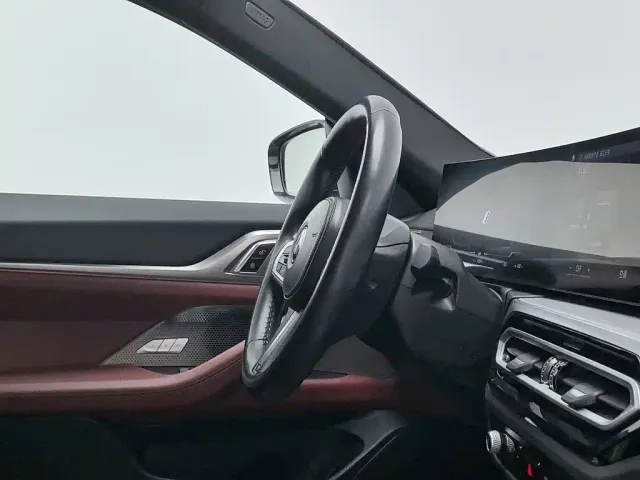 BMW i4 — Фото автомобиля 22