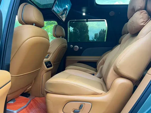 IM Motors LS8 — Фото автомобиля 13