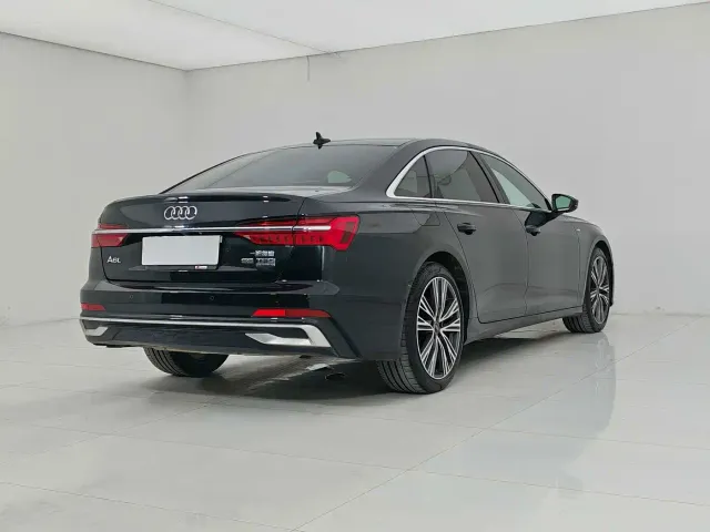 Audi A6L — Фото автомобиля 5