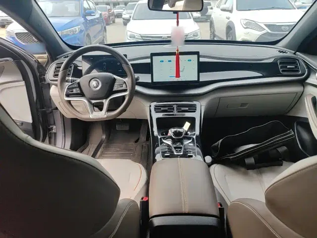 BYD Qin PLUS — Фото автомобиля 9