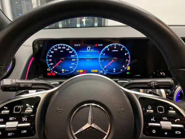 Mercedes-Benz GLB-Class — Фото автомобиля 6