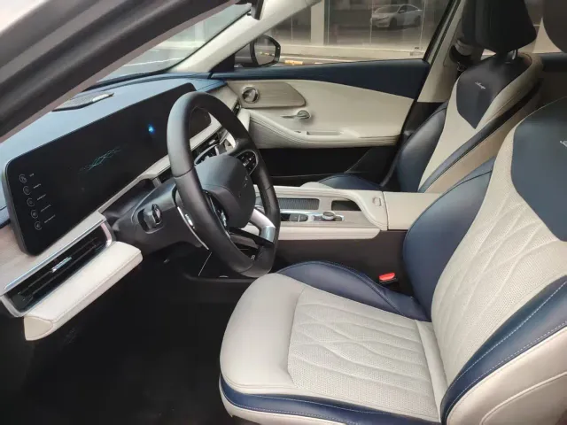 Chery Arrizo 8 — Фото автомобиля 3