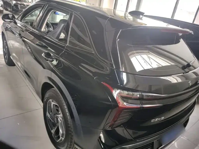 Hongqi HS3 — Фото автомобиля 4