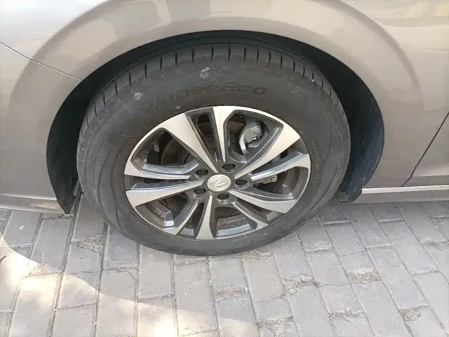 Changan Eado — Фото автомобиля 22