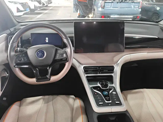 BYD Song Pro — Фото автомобиля 5