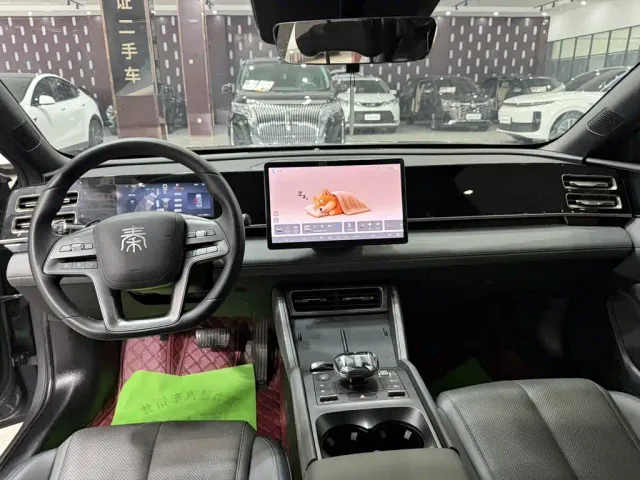 BYD Qin L — Фото автомобиля 8